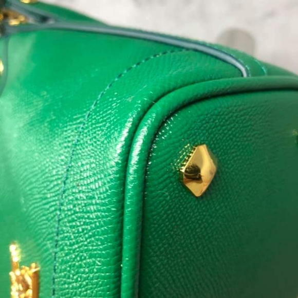 ๐ฏ Authentic *SOLD* - Picture 10 of 15